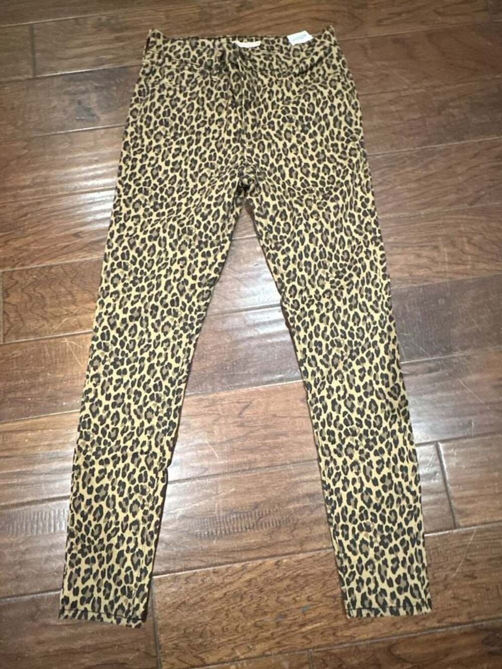 Levi's 720 High Rise Super Skinny Jeans Size 29 Leopard Print